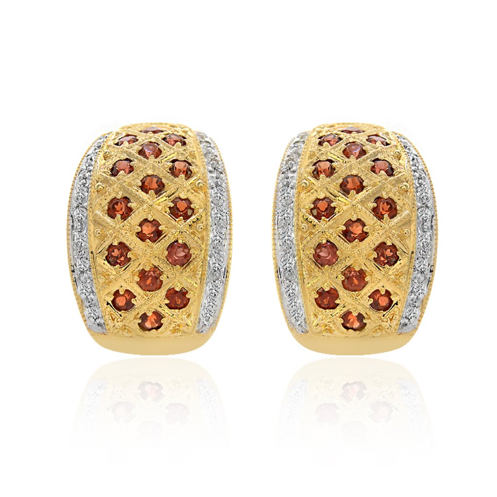 1.03 Carat Garnet With 0.35 Carat Diamond Earrings